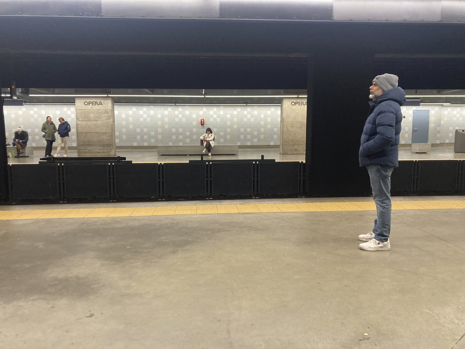 Subway Antwerp LR
